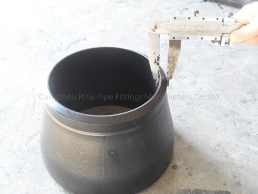 بعقب لحام تركيب الأنابيب المخفض متحد المركز ANSI B16.9 ASTM A234WPB Ecc الكربون الصلب